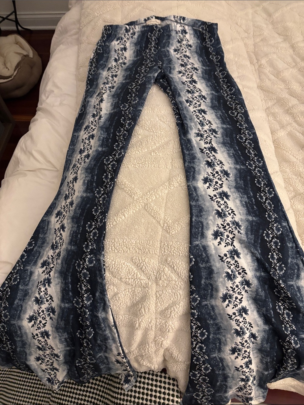 Navy Blue Floral Stripe Flare leggings - Women's